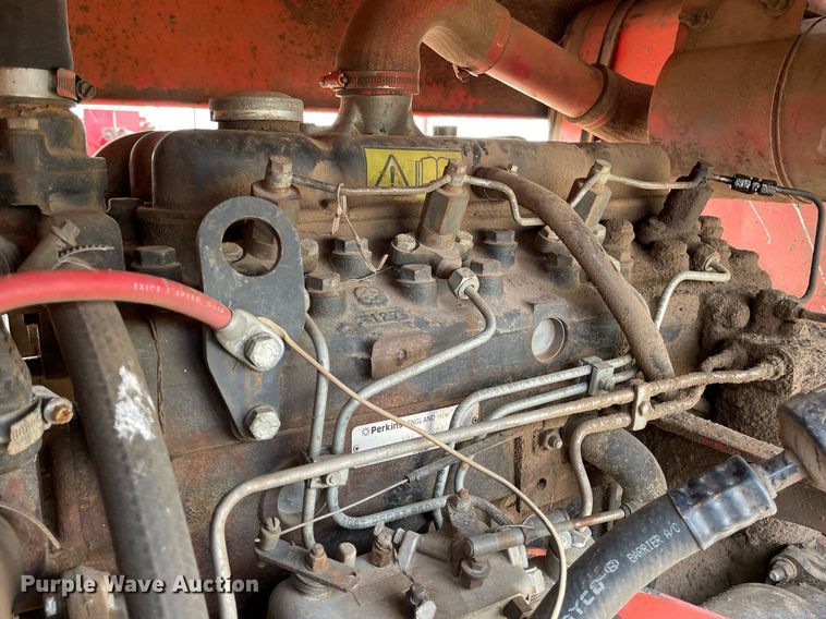 image for item MY9135 Hesston 6600  swather / windrower