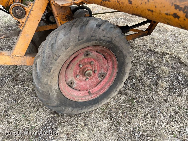 image for item MY9136 Owatonna 7D4  swather / windrower