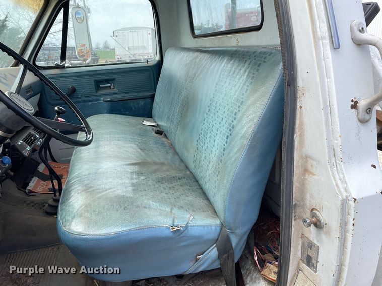 image for item MY9137 1980 GMC 6000  semi truck