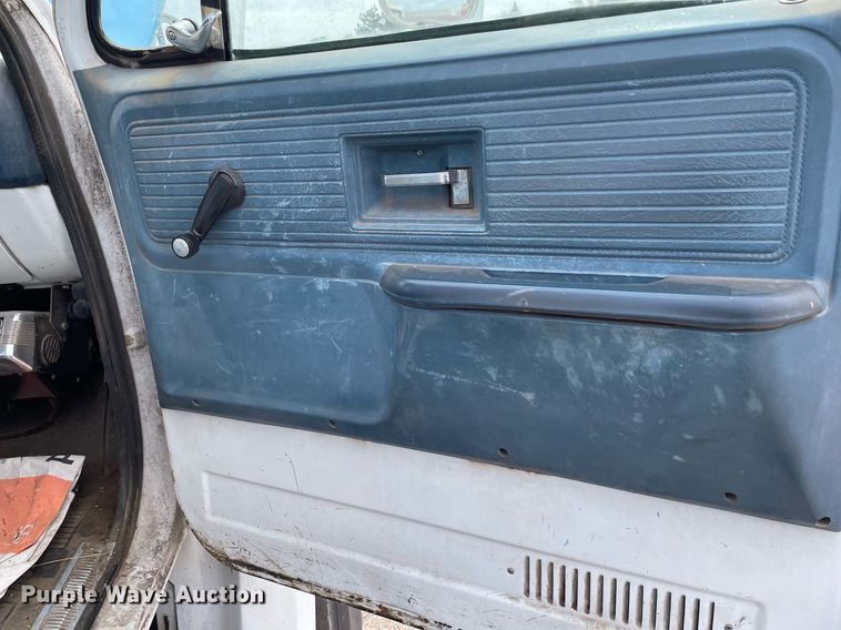 image for item MY9137 1980 GMC 6000  semi truck