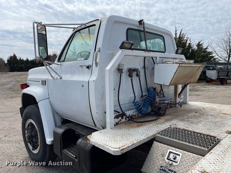 image for item MY9137 1980 GMC 6000  semi truck