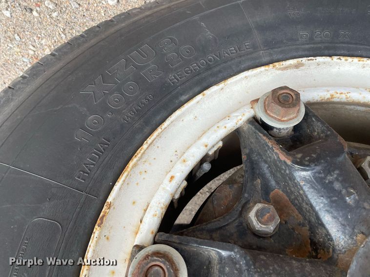 image for item MY9137 1980 GMC 6000  semi truck