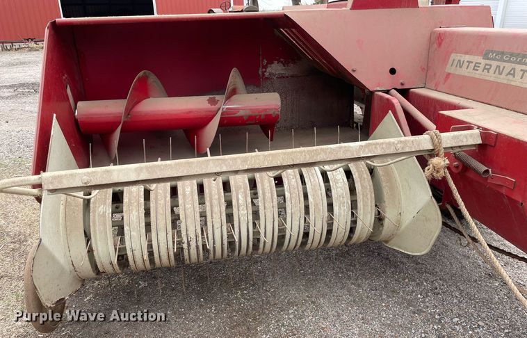 image for item MY9138 International Harvester 47  small square baler