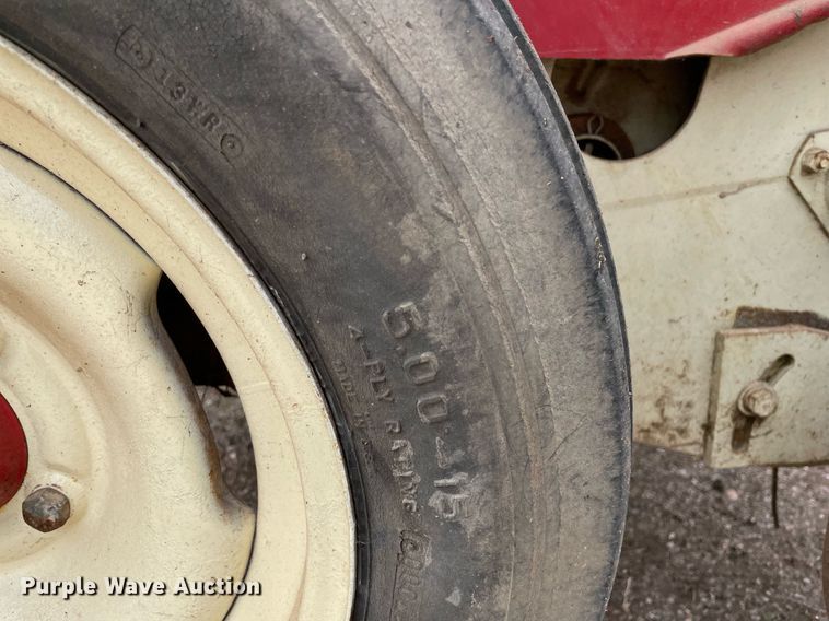 image for item MY9138 International Harvester 47  small square baler