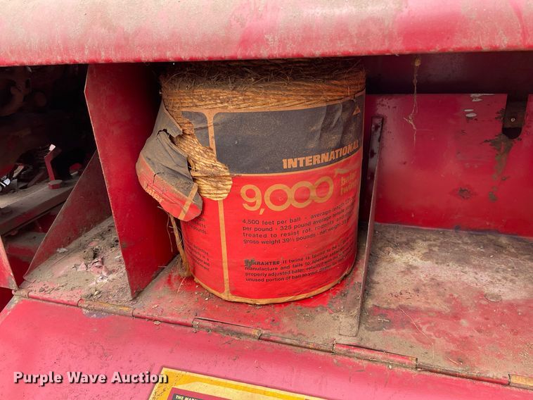 image for item MY9138 International Harvester 47  small square baler