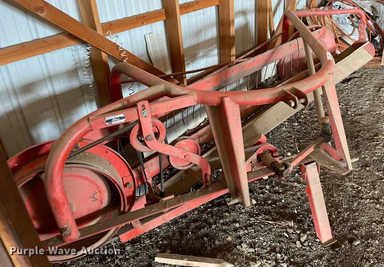 image for item MY9140 Ford 503  hay rake