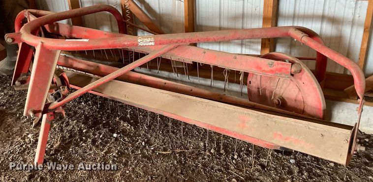 image for item MY9140 Ford 503  hay rake