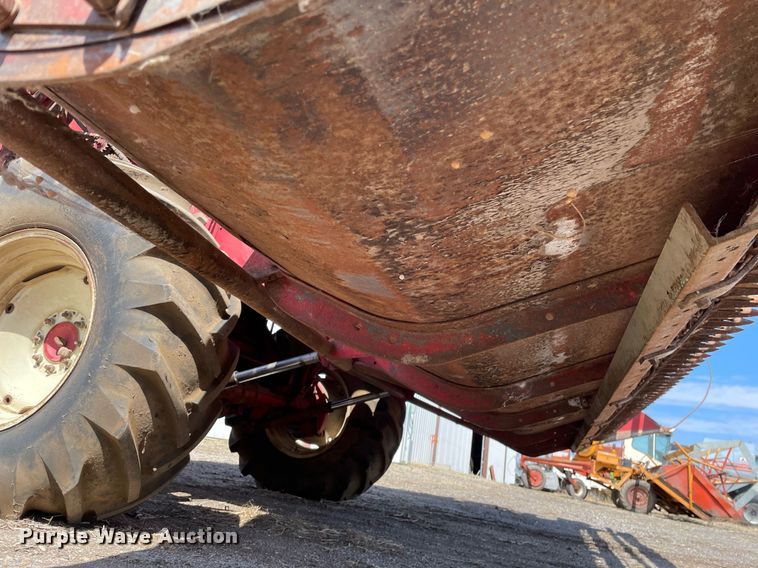 image for item MY9141 McCormick  combine