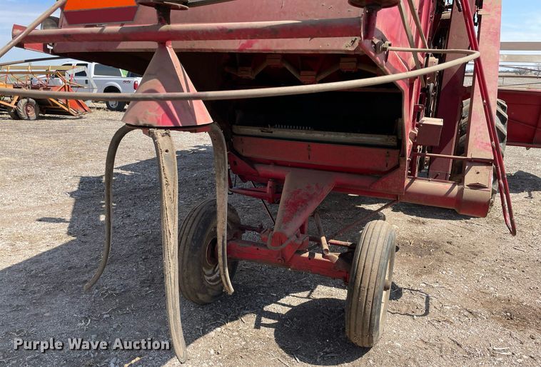 image for item MY9141 McCormick  combine