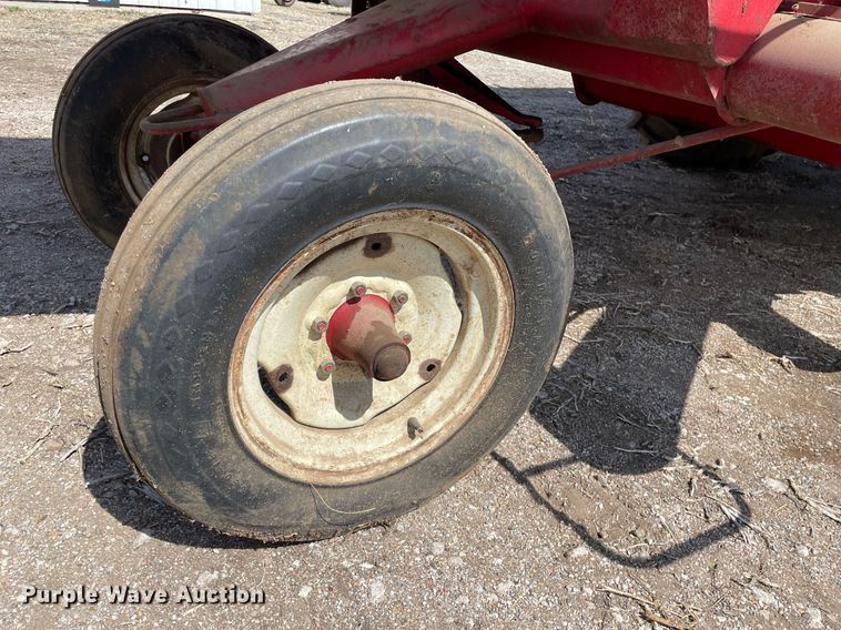 image for item MY9141 McCormick  combine