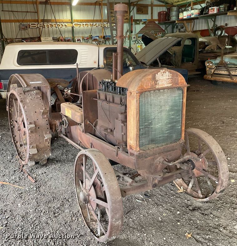 image for item MY9142 1928 McCormick-Deering 10-20  tractor