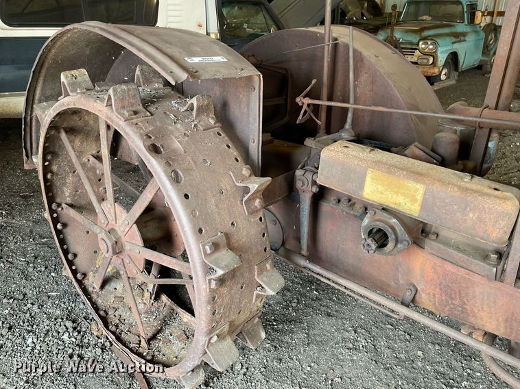 image for item MY9142 1928 McCormick-Deering 10-20  tractor