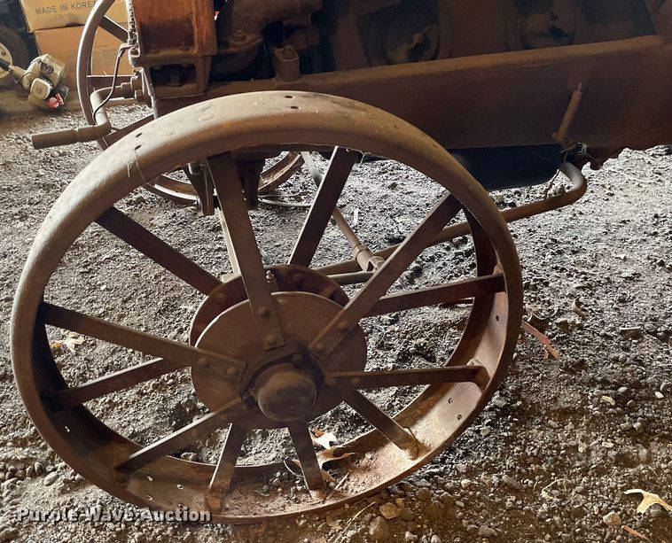 image for item MY9142 1928 McCormick-Deering 10-20  tractor