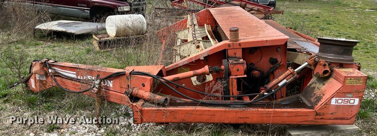 image for item MY9549 Hesston 1090  windrower