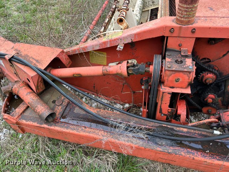 image for item MY9549 Hesston 1090  windrower