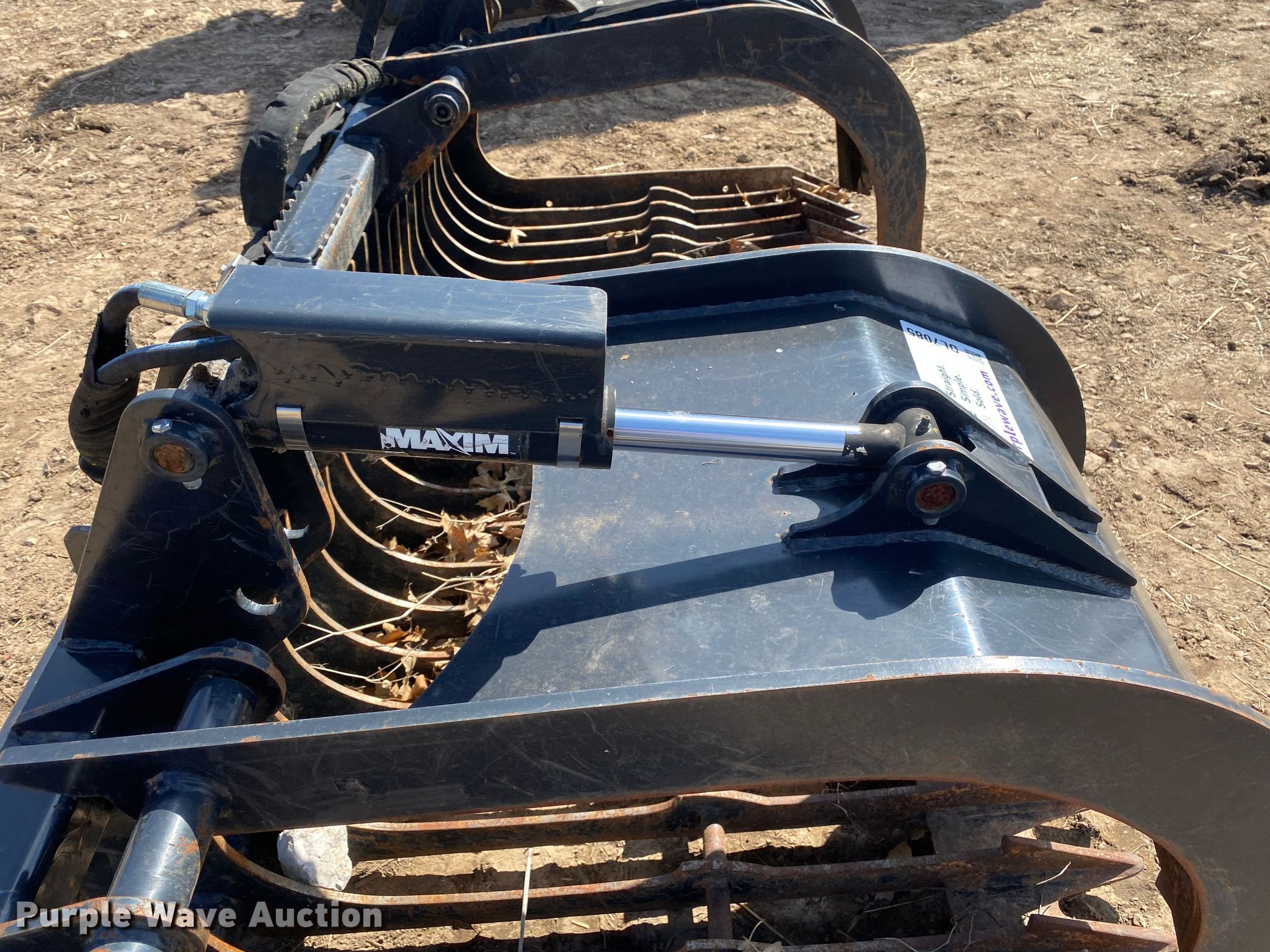 Jenkins 84" skid steer rock grapple bucket in Stilwell, OK Item