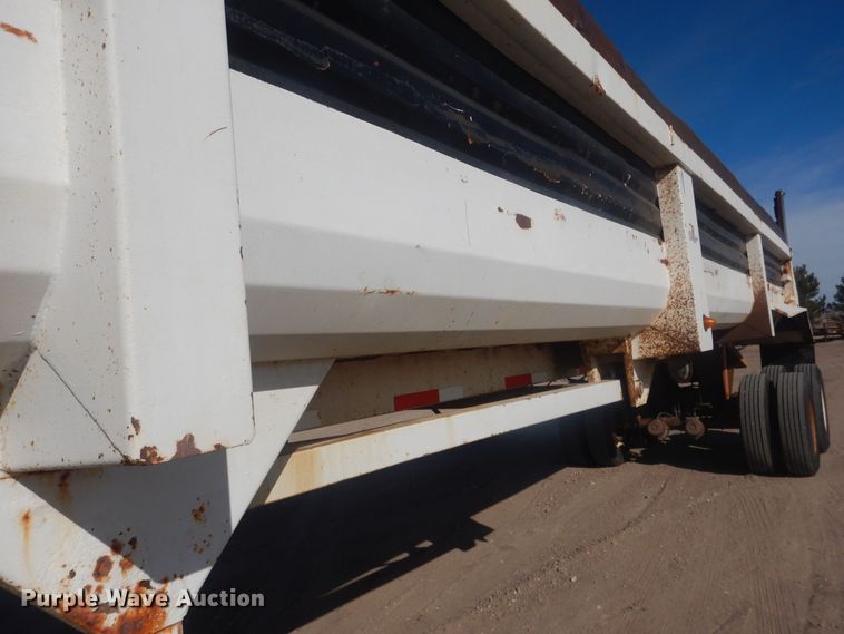 image for item DJ7006 1999 Lufkin  end dump trailer
