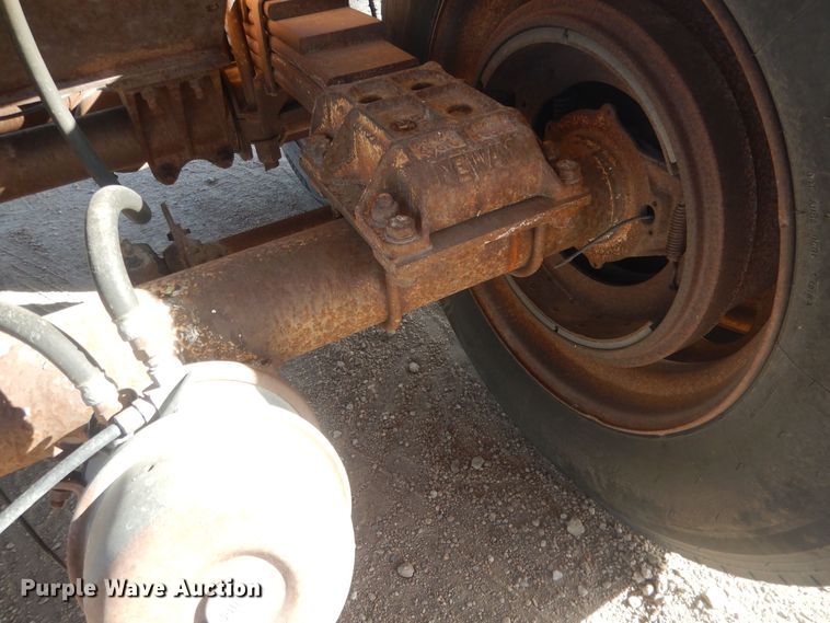 image for item DJ7006 1999 Lufkin  end dump trailer