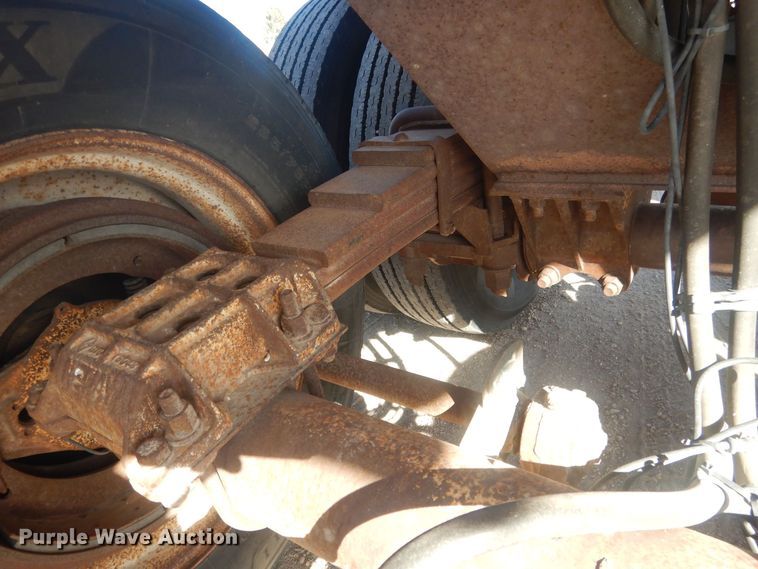 image for item DJ7006 1999 Lufkin  end dump trailer