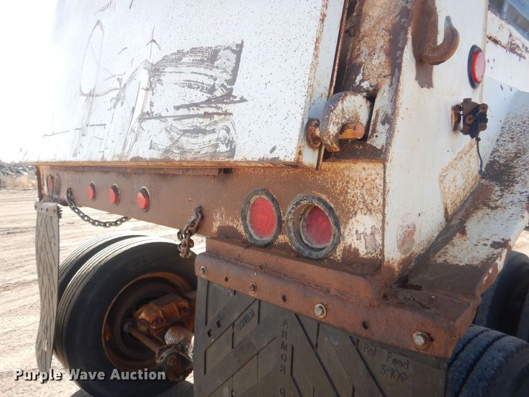 image for item DJ7006 1999 Lufkin  end dump trailer