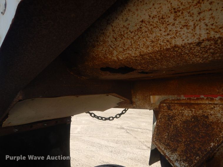 image for item DJ7006 1999 Lufkin  end dump trailer