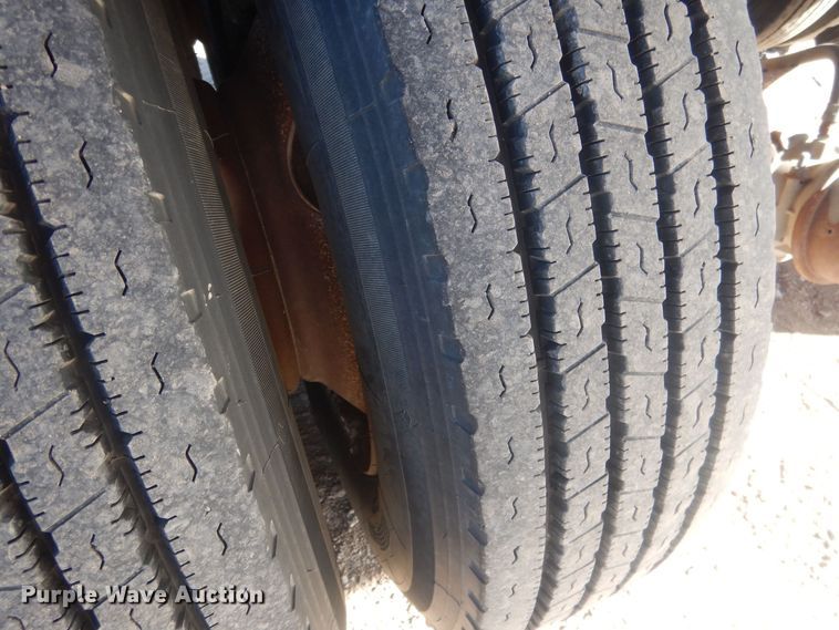 image for item DJ7006 1999 Lufkin  end dump trailer