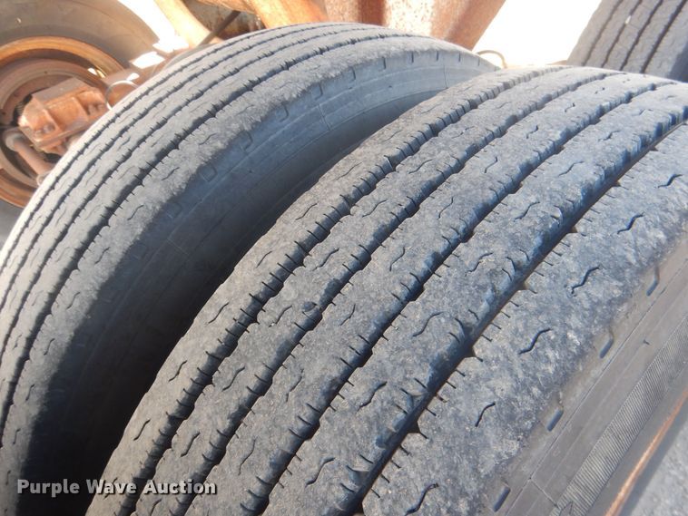 image for item DJ7006 1999 Lufkin  end dump trailer