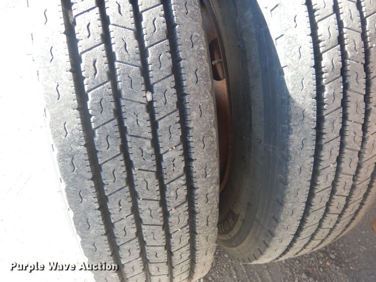 image for item DJ7006 1999 Lufkin  end dump trailer