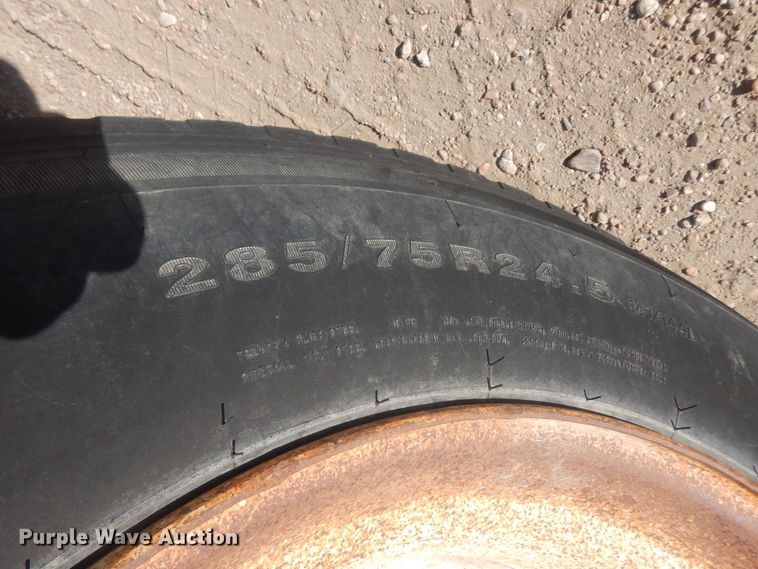 image for item DJ7006 1999 Lufkin  end dump trailer