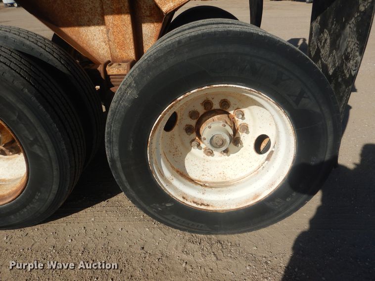 image for item DJ7006 1999 Lufkin  end dump trailer