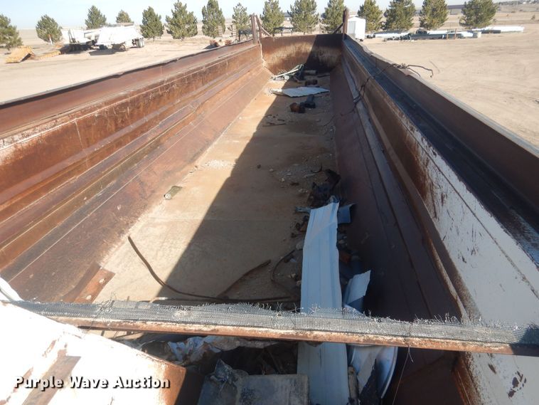 image for item DJ7006 1999 Lufkin  end dump trailer