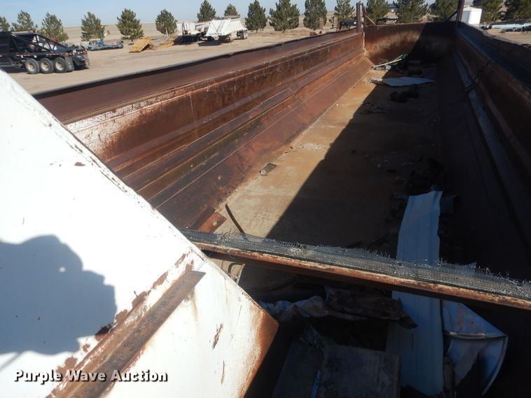 image for item DJ7006 1999 Lufkin  end dump trailer