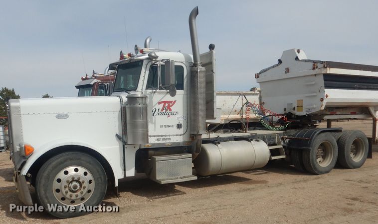 image for item DJ7007 1996 Peterbuilt 379  semi truck