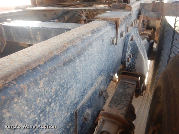 image for item DJ7007 1996 Peterbuilt 379  semi truck