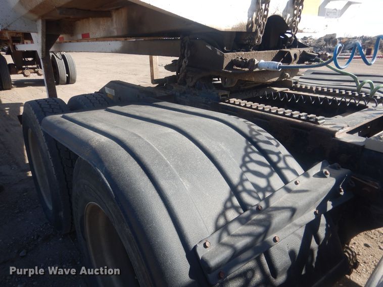 image for item DJ7007 1996 Peterbuilt 379  semi truck