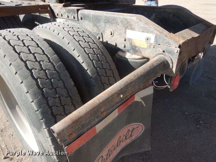 image for item DJ7007 1996 Peterbuilt 379  semi truck