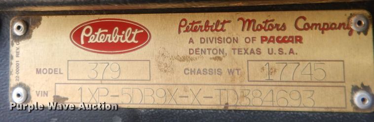 image for item DJ7007 1996 Peterbuilt 379  semi truck
