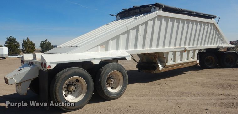image for item DJ7008 2008 CTS BDT-40  bottom dump trailer