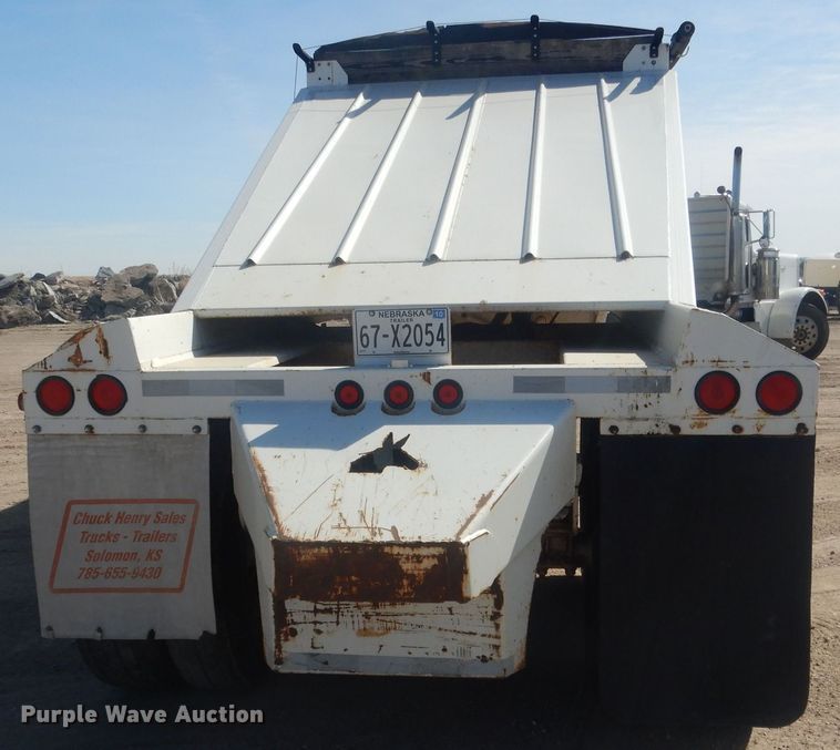 image for item DJ7008 2008 CTS BDT-40  bottom dump trailer