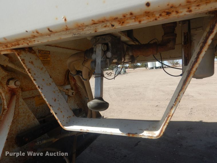 image for item DJ7008 2008 CTS BDT-40  bottom dump trailer