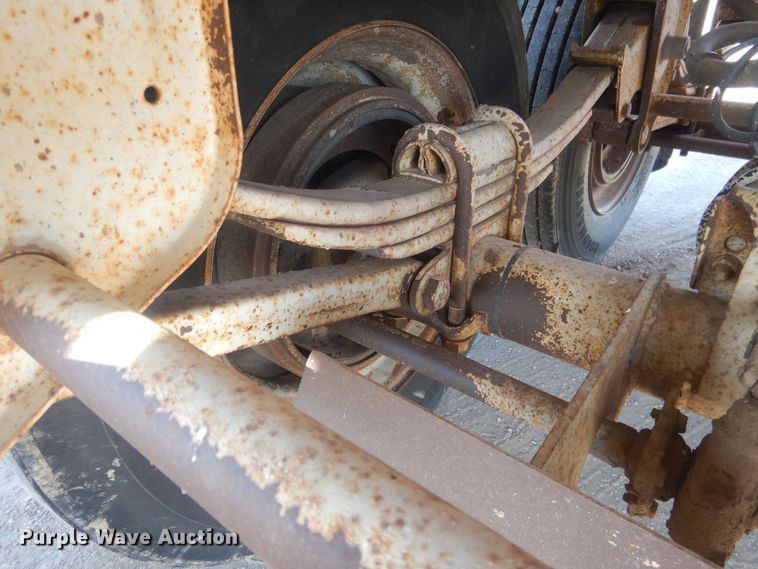 image for item DJ7008 2008 CTS BDT-40  bottom dump trailer