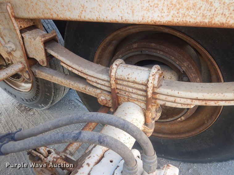 image for item DJ7008 2008 CTS BDT-40  bottom dump trailer