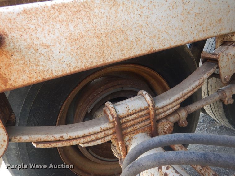 image for item DJ7008 2008 CTS BDT-40  bottom dump trailer