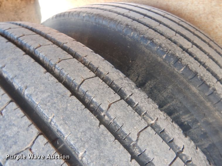 image for item DJ7008 2008 CTS BDT-40  bottom dump trailer