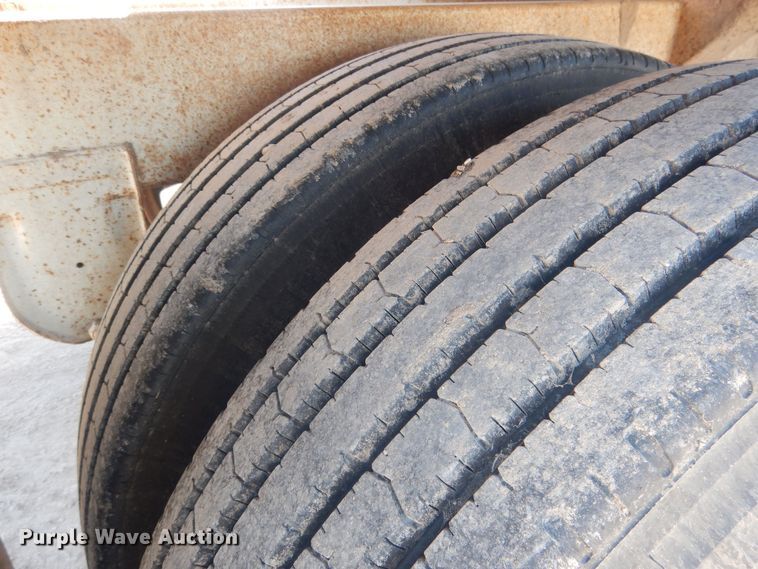 image for item DJ7008 2008 CTS BDT-40  bottom dump trailer