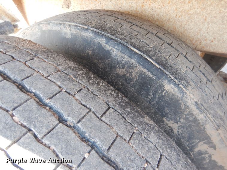 image for item DJ7008 2008 CTS BDT-40  bottom dump trailer