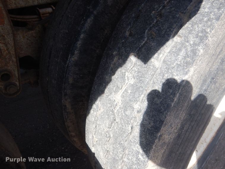 image for item DJ7008 2008 CTS BDT-40  bottom dump trailer