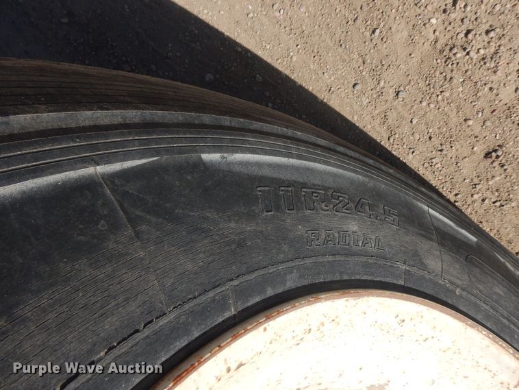 image for item DJ7008 2008 CTS BDT-40  bottom dump trailer