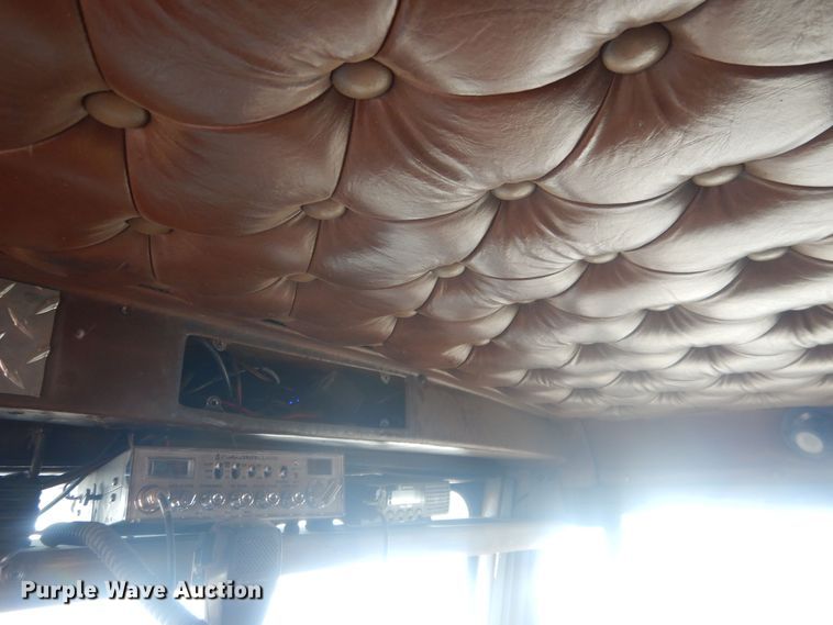 image for item DJ7011 1994 Kenworth W900L  semi truck