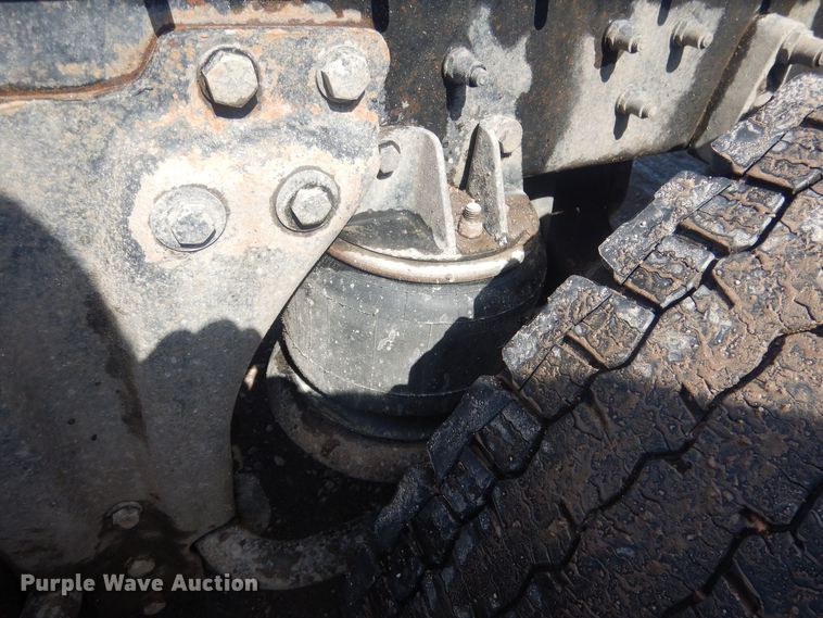 image for item DJ7011 1994 Kenworth W900L  semi truck